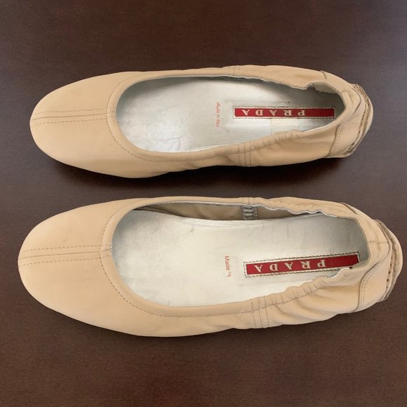 Prada Womens Beige Ballet Flats Size 6 (Pre-owned. Good condition) - Picture 3 of 7